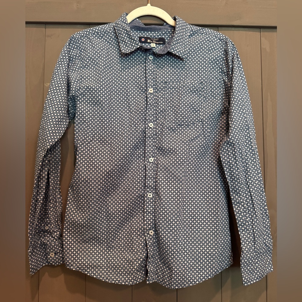 Ben Sherman boys size 18 button down shirt